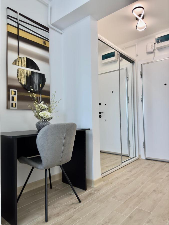 Năvodari Aqua Vista Infinity Resort & Spa - Studio Lux - Piscina Infinity, Jacuzzi, Sauna, Gym - Privat מראה חיצוני תמונה